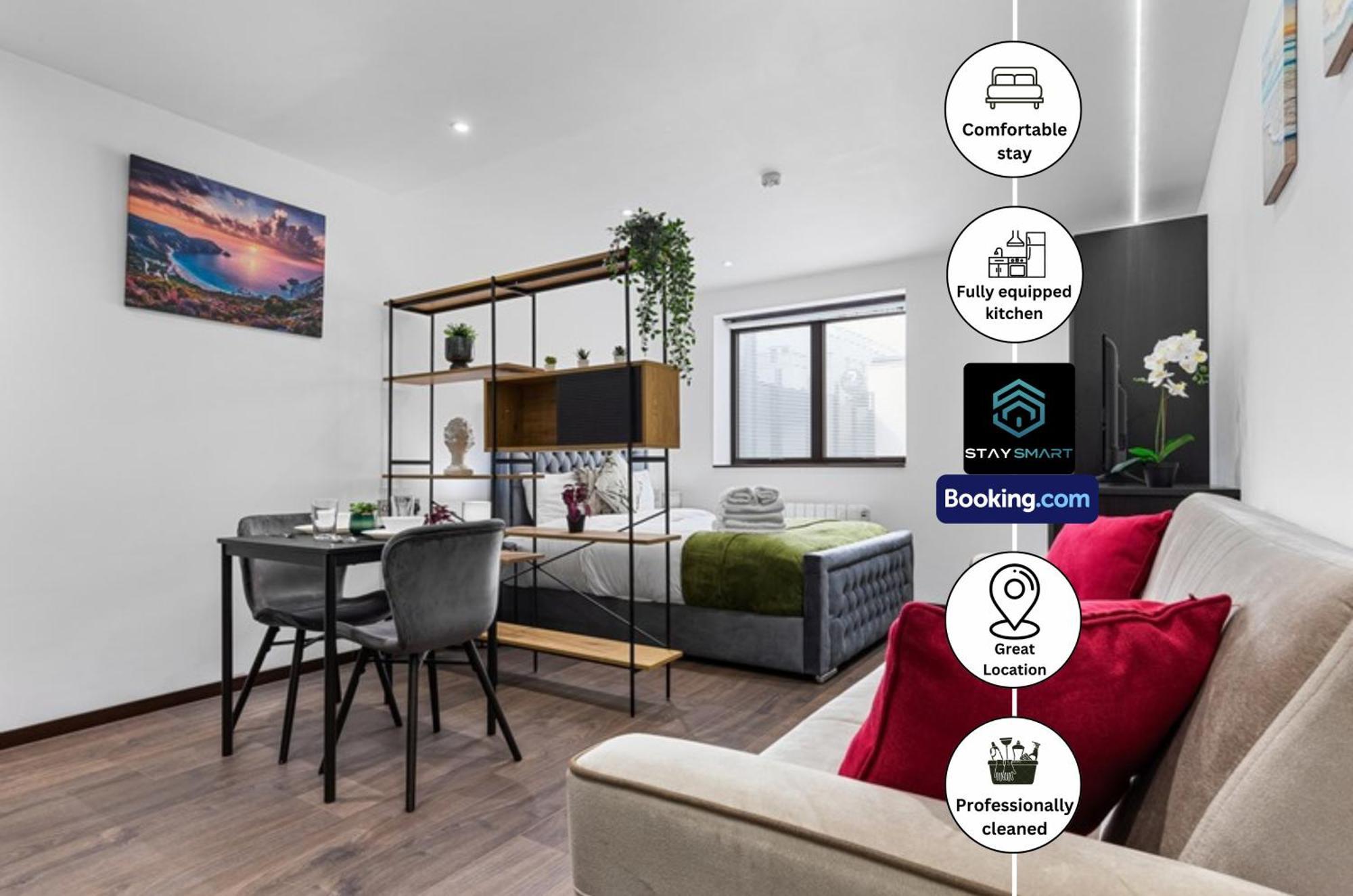 Stylish Studio Apt By Stay Smart Short Lets & Serviced Accommodation Woodstock With Free Wifi Λονδίνο Εξωτερικό φωτογραφία