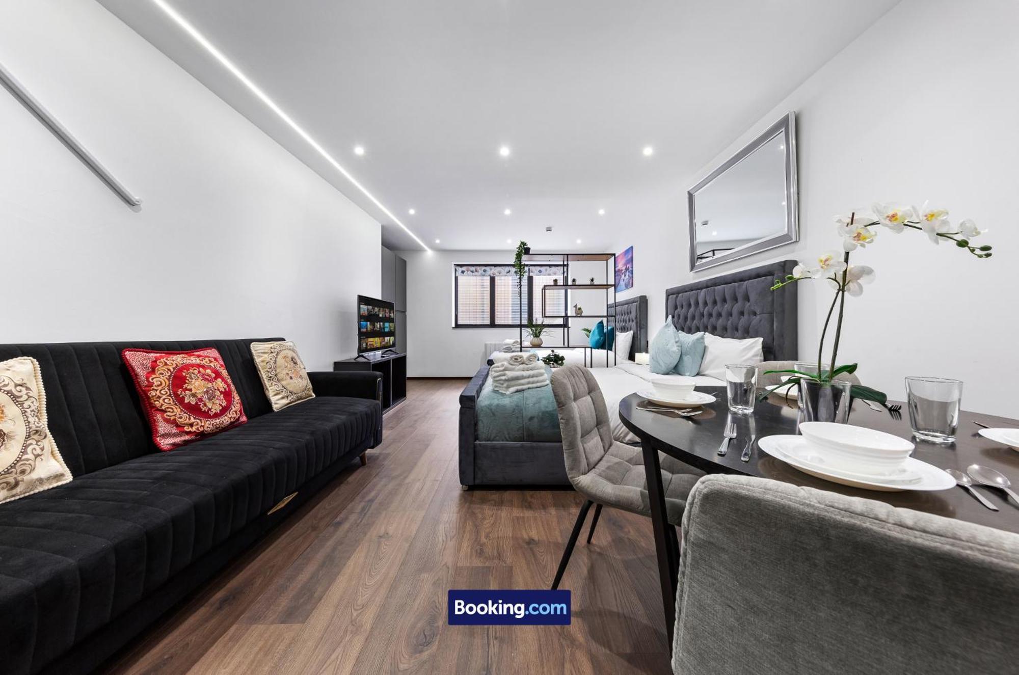 Stylish Studio Apt By Stay Smart Short Lets & Serviced Accommodation Woodstock With Free Wifi Λονδίνο Εξωτερικό φωτογραφία