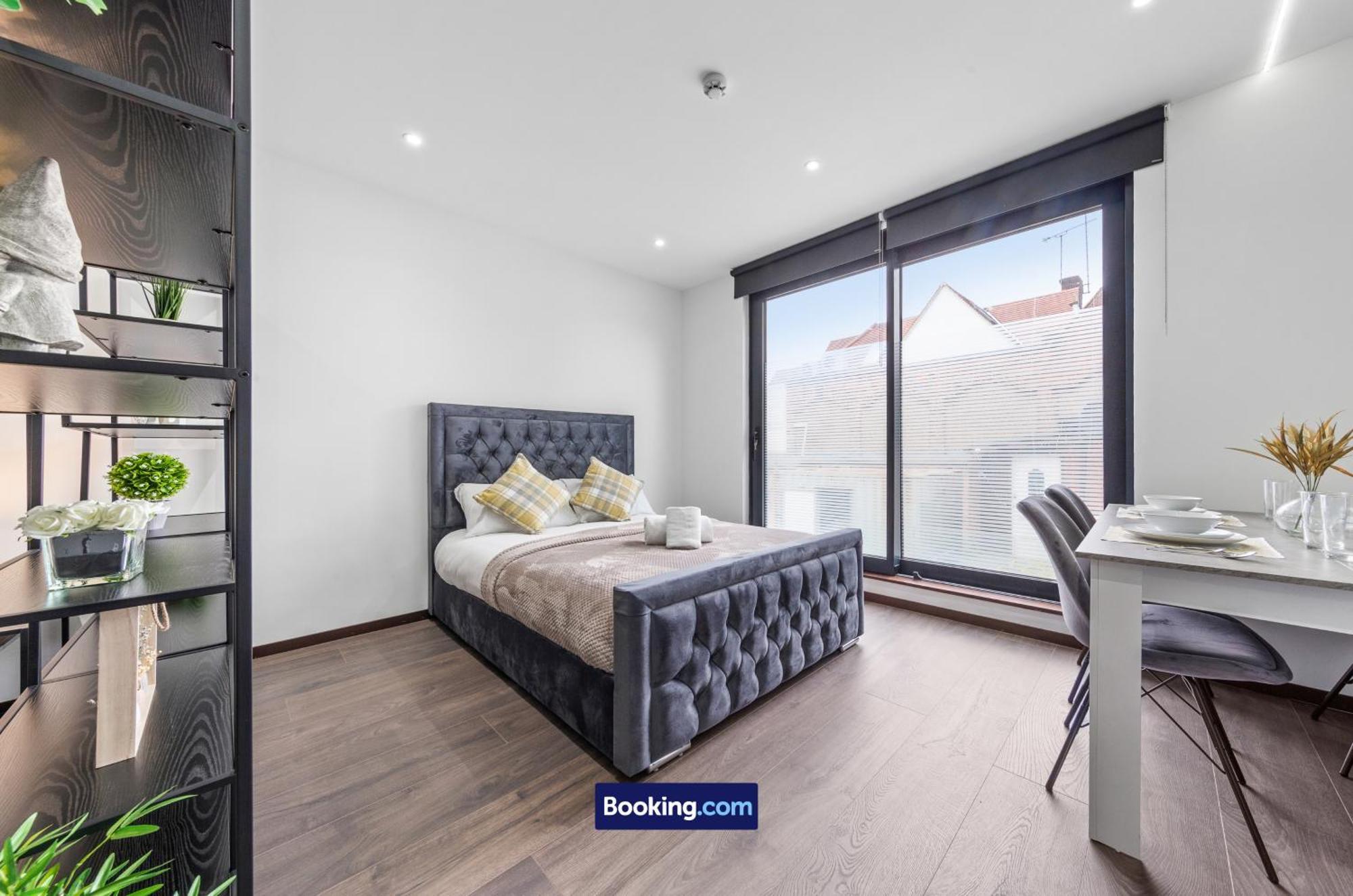 Stylish Studio Apt By Stay Smart Short Lets & Serviced Accommodation Woodstock With Free Wifi Λονδίνο Εξωτερικό φωτογραφία