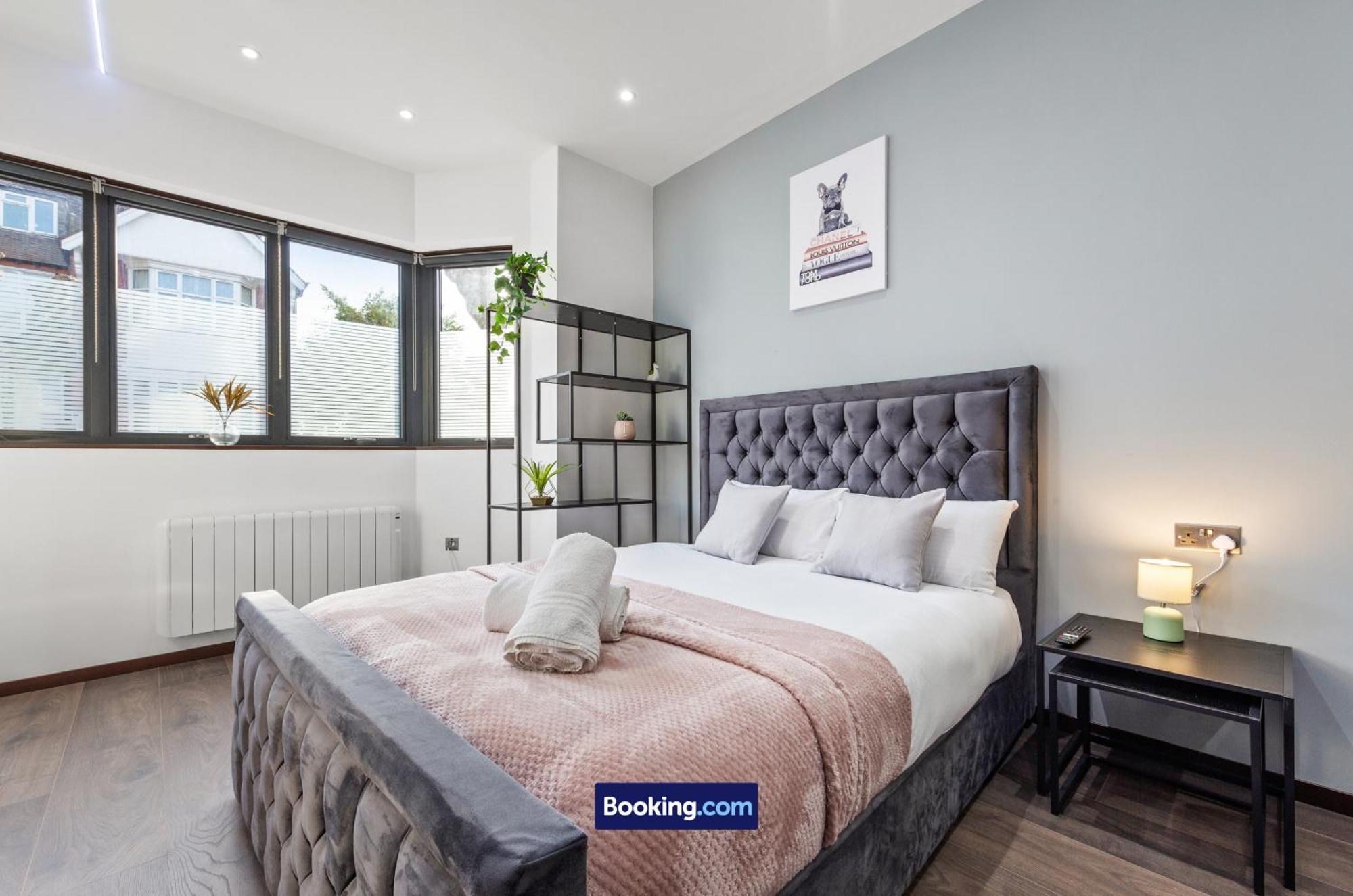Stylish Studio Apt By Stay Smart Short Lets & Serviced Accommodation Woodstock With Free Wifi Λονδίνο Εξωτερικό φωτογραφία