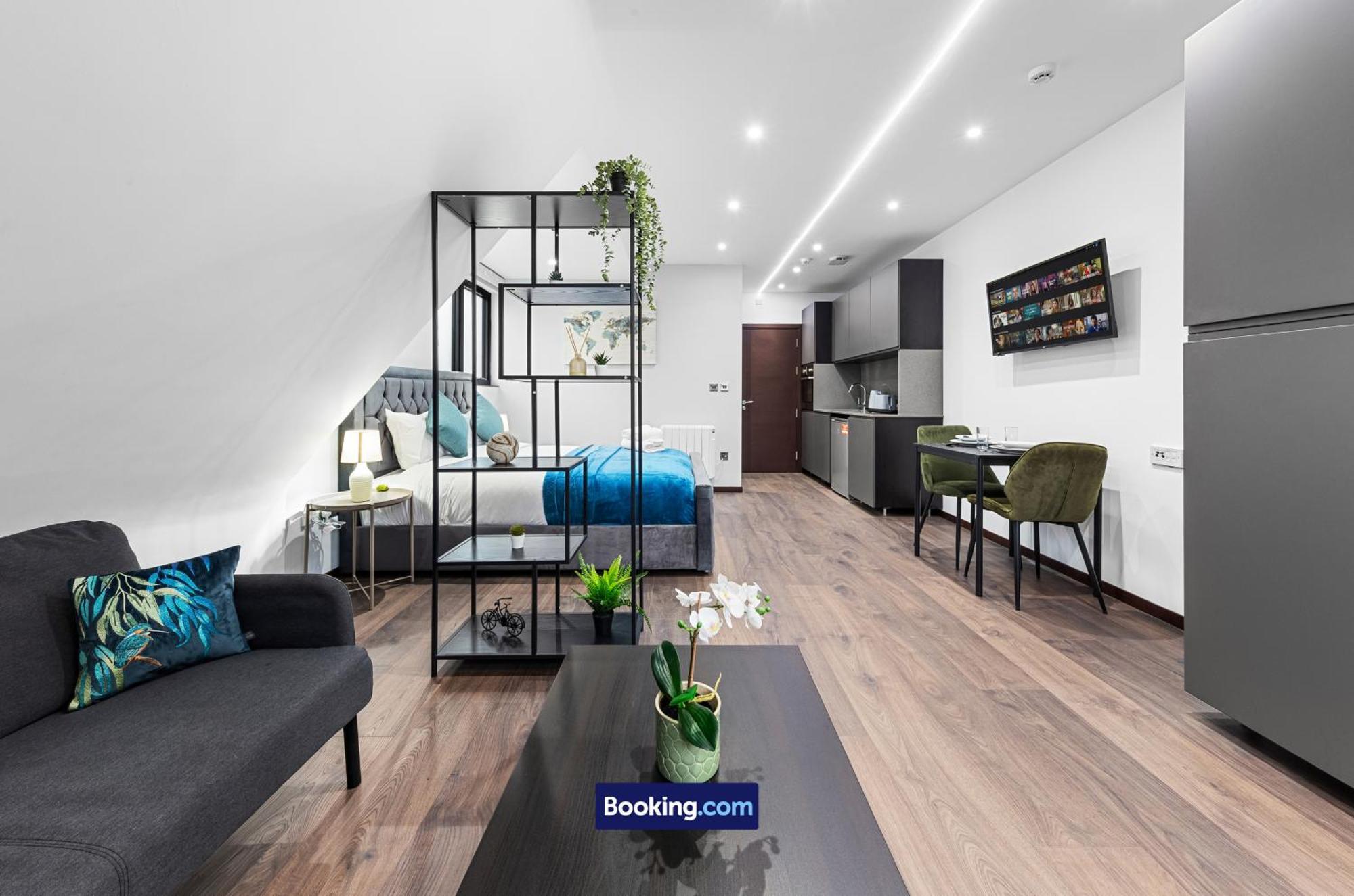 Stylish Studio Apt By Stay Smart Short Lets & Serviced Accommodation Woodstock With Free Wifi Λονδίνο Εξωτερικό φωτογραφία