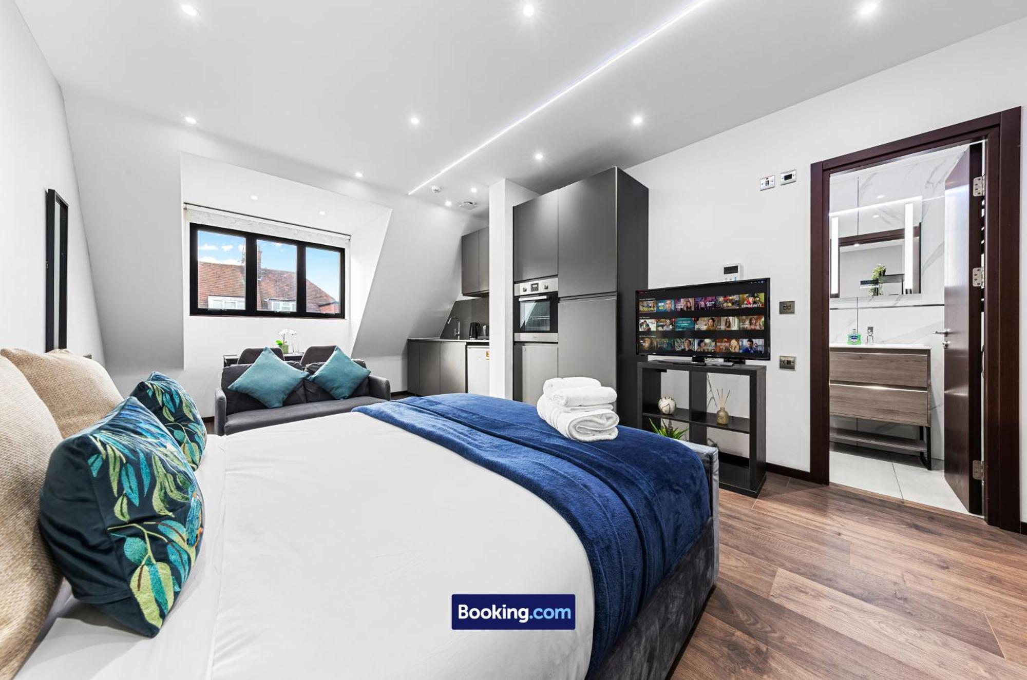 Stylish Studio Apt By Stay Smart Short Lets & Serviced Accommodation Woodstock With Free Wifi Λονδίνο Εξωτερικό φωτογραφία