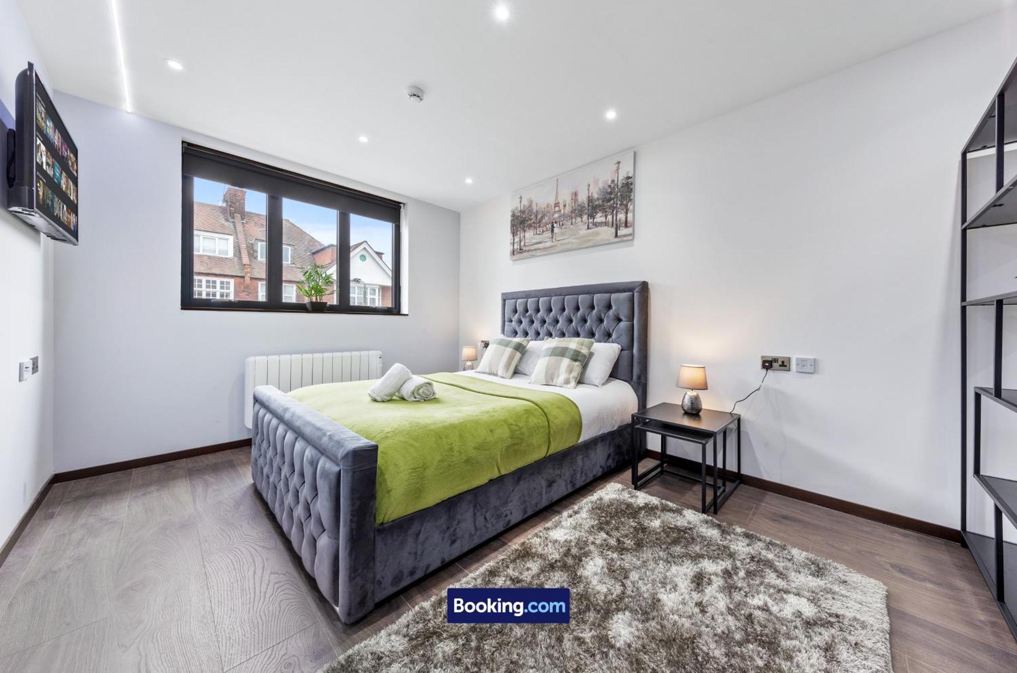 Stylish Studio Apt By Stay Smart Short Lets & Serviced Accommodation Woodstock With Free Wifi Λονδίνο Εξωτερικό φωτογραφία
